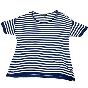 Torrid SZ 2 Top White And Blue Striped Knit Scoop Sweater Blouse Short Sleeves